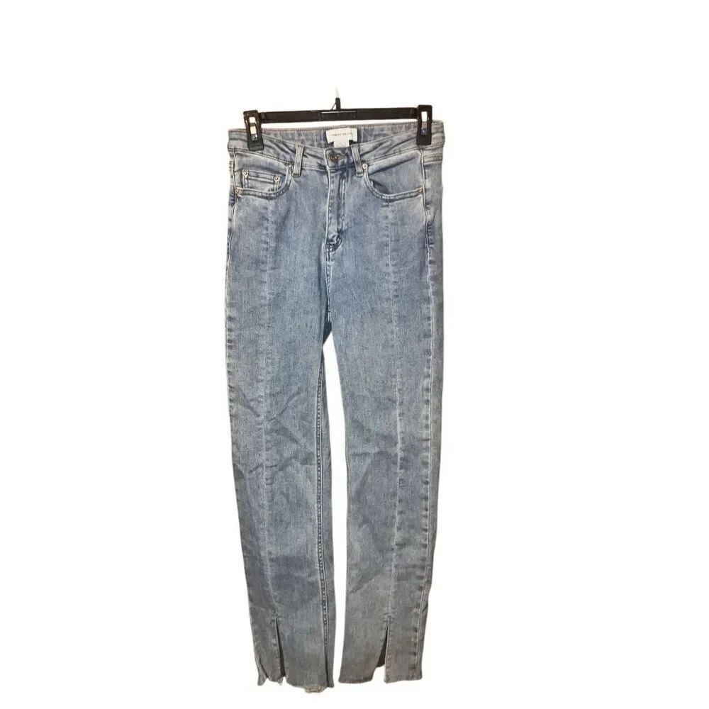 384. Urban revivo high rise straight leg light wash jeans size 4